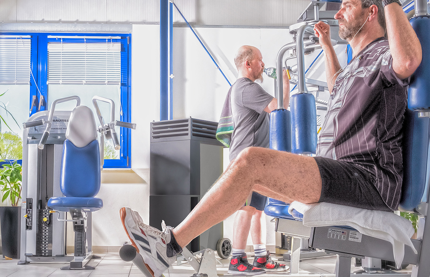 Purificadores de aire de alto rendimiento de la serie TAC para zonas de entrenamiento y gimnasios de gran superficie