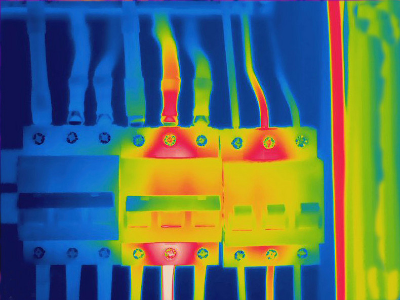 Termografía con la cámara térmica IC300 de Trotec